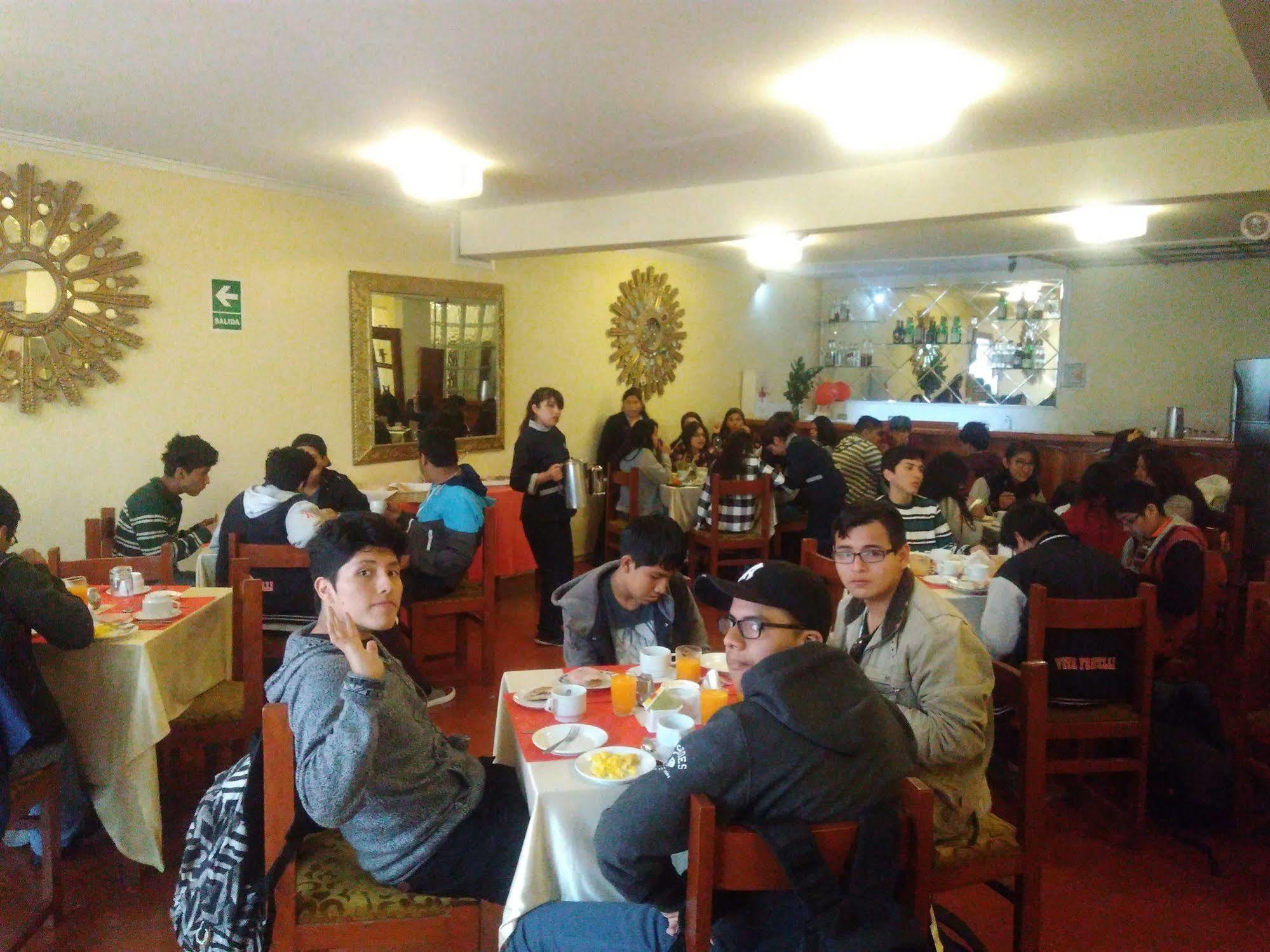 Hotel Casablanca Cusco Bagian luar foto